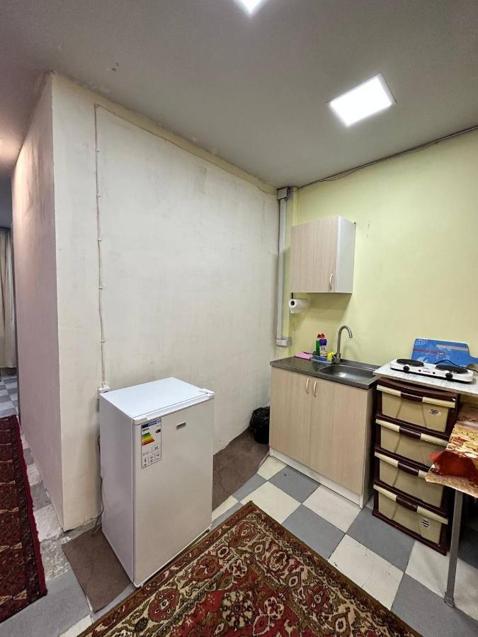 Апартаменты Vahe'S Family Guests House Ереван Экстерьер фото