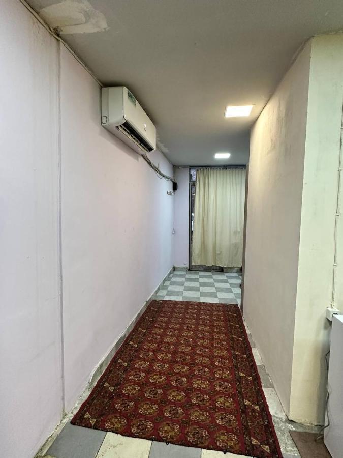 Апартаменты Vahe'S Family Guests House Ереван Экстерьер фото