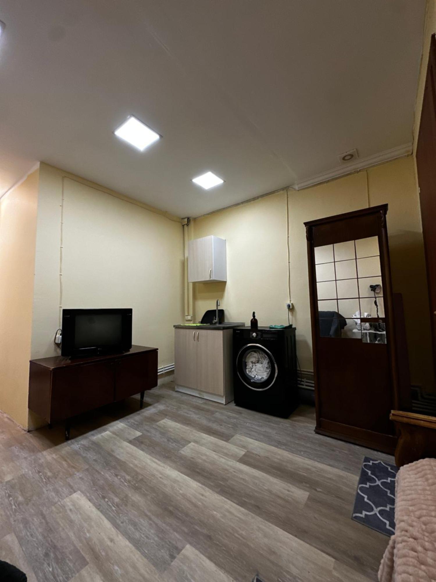Апартаменты Vahe'S Family Guests House Ереван Экстерьер фото